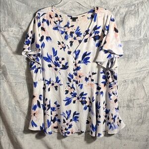 Torrid blouse size 3 Torrid Babydoll georgette flutter sleeve equals 3X  22 / 24